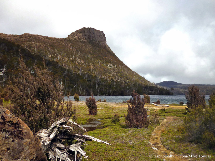 Mt Rogoona and Lake Myrtle